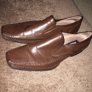 Men’s Rarely Worn Church Shoes.
